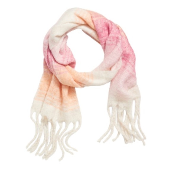 Old Navy Accessories - Old Navy Fringed Scarf Woman's One Size Pink Beige Soft-Brushed‎ Cozy Warm